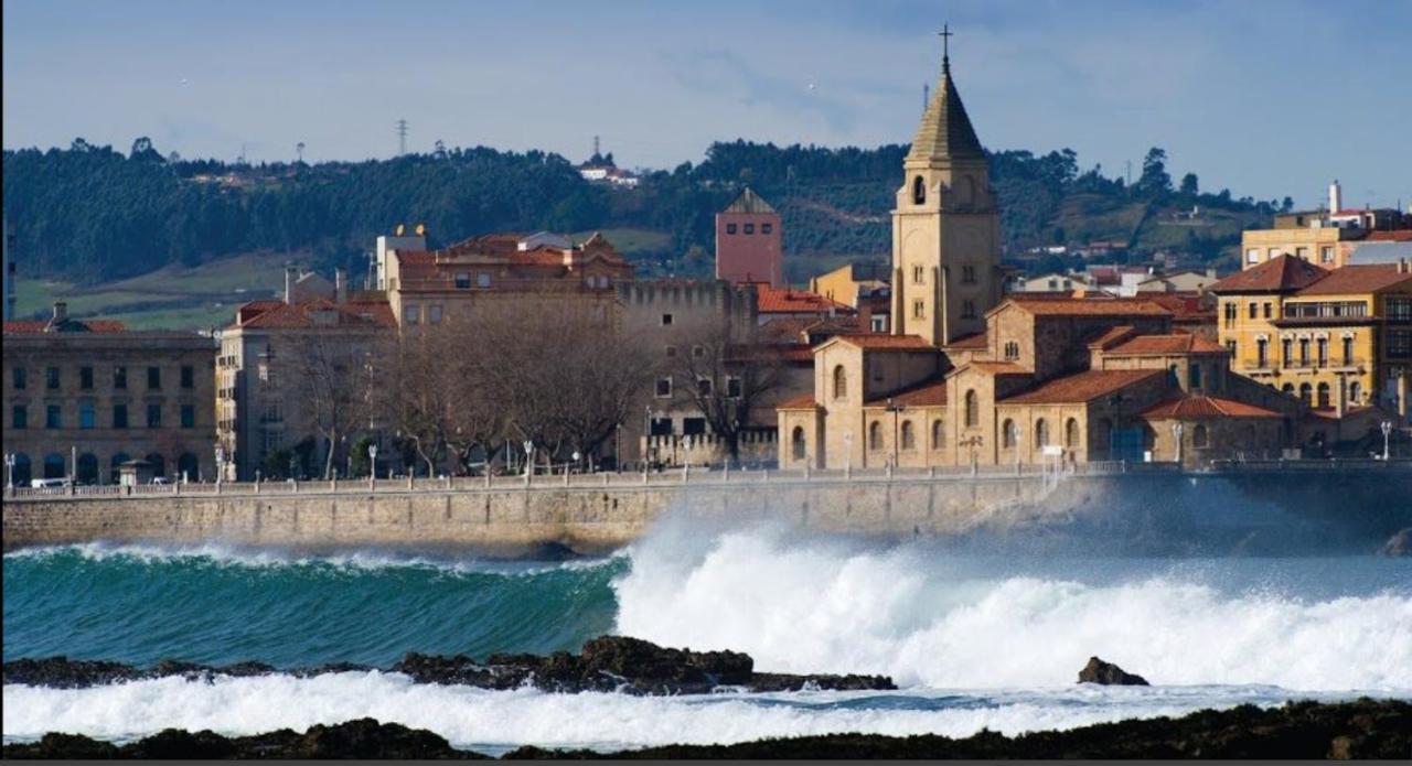 Apto. Vista Playa Poniente Gijon Ngoại thất bức ảnh