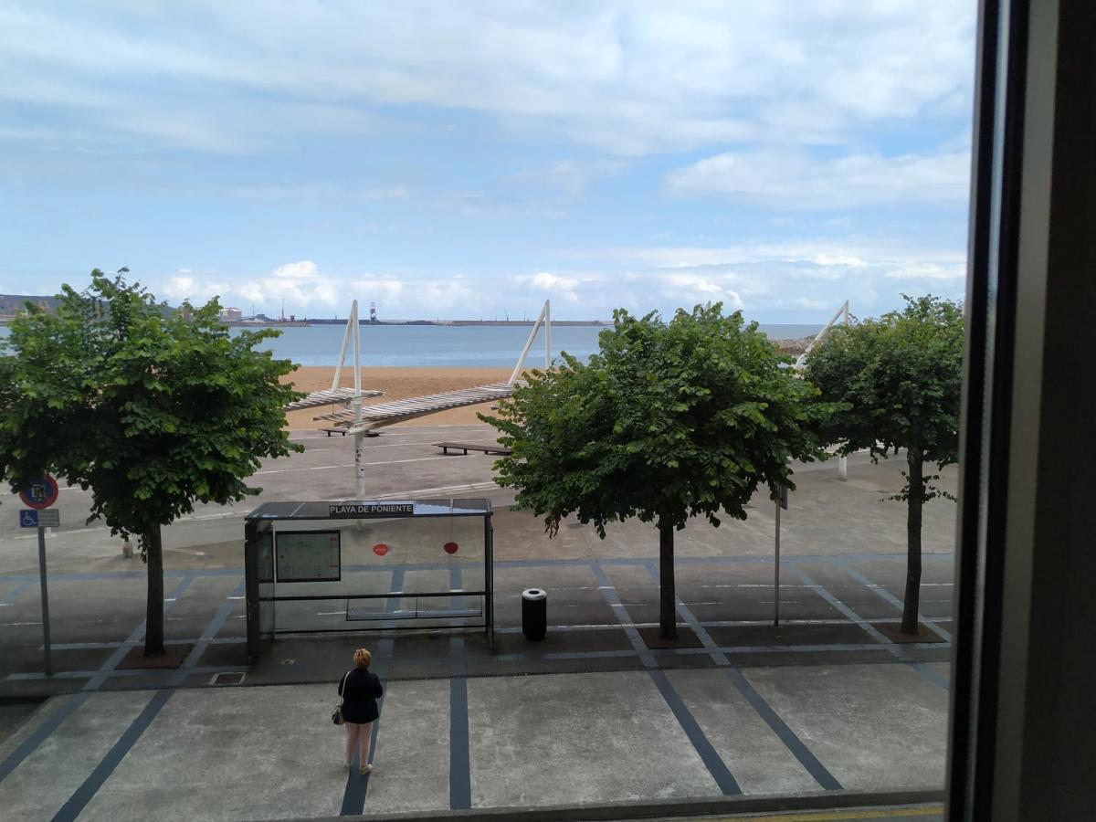 Apto. Vista Playa Poniente Gijon Ngoại thất bức ảnh